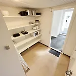 Bright Double 3 Free Parking Ольборг
